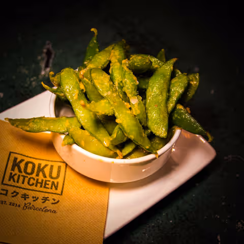 Edamame con ajo y mantequilla