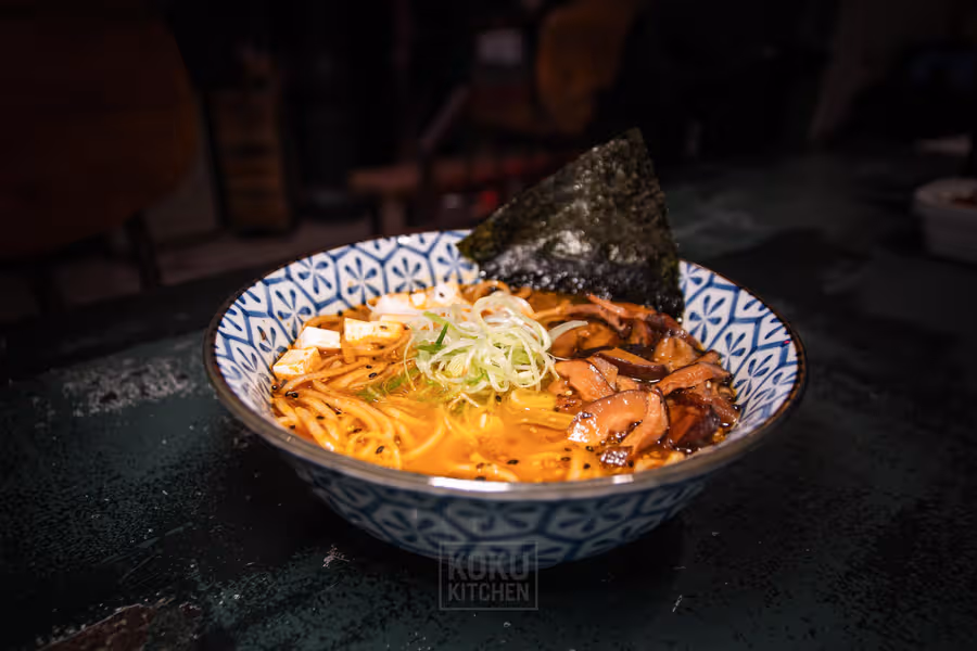 Ramen vegano de curry
