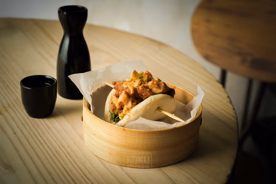 Bao de pollo picante