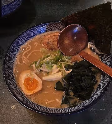 otra foto de ramen de una reseña de un cliente