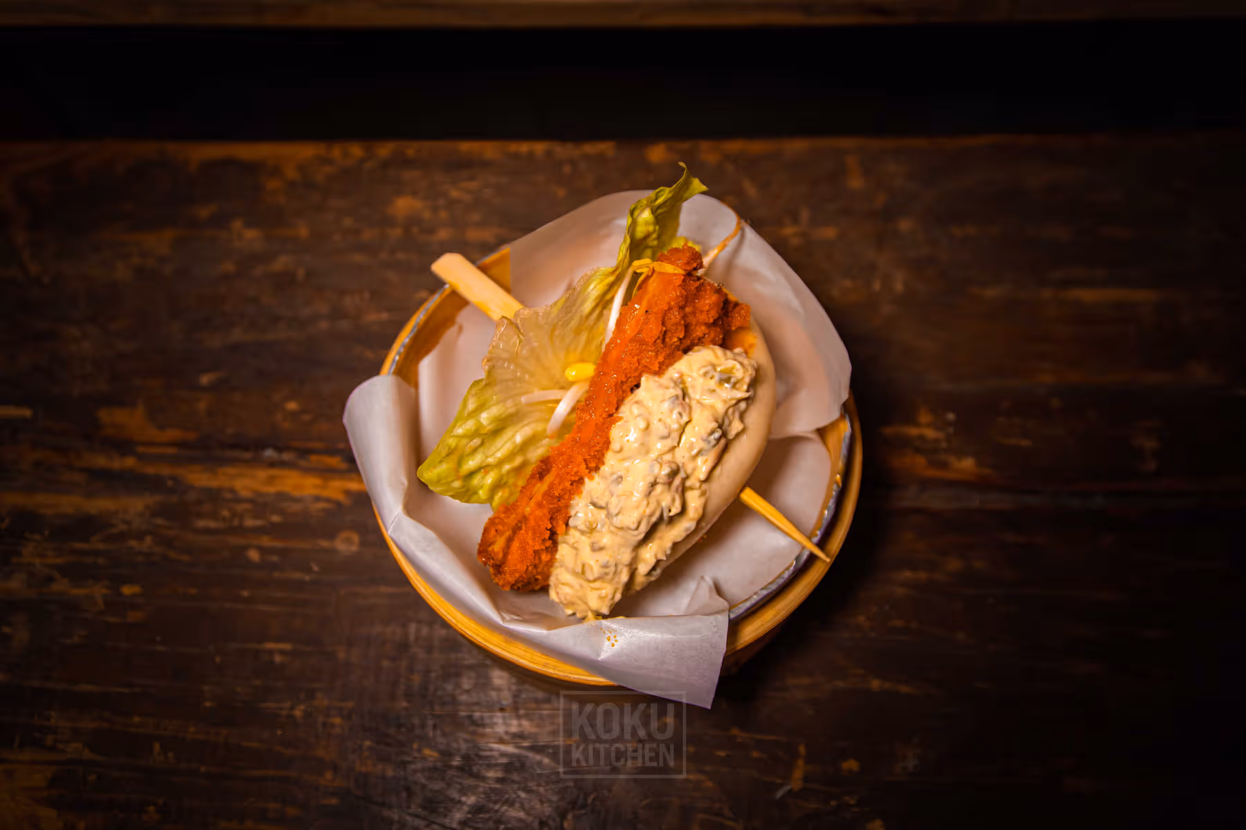 Bao de pollo crujiente