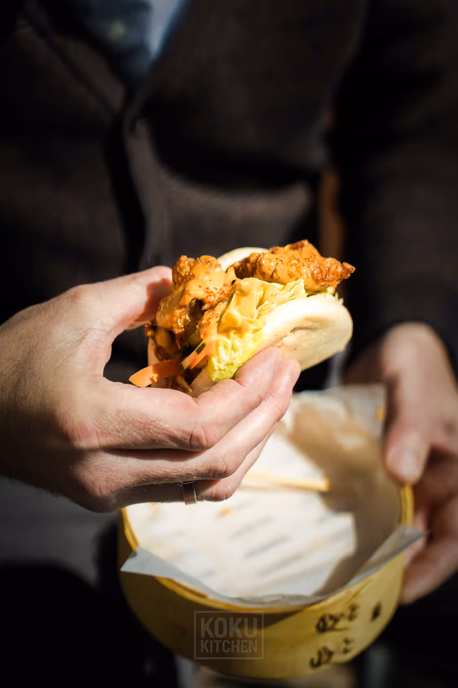 Bao de pollo picante