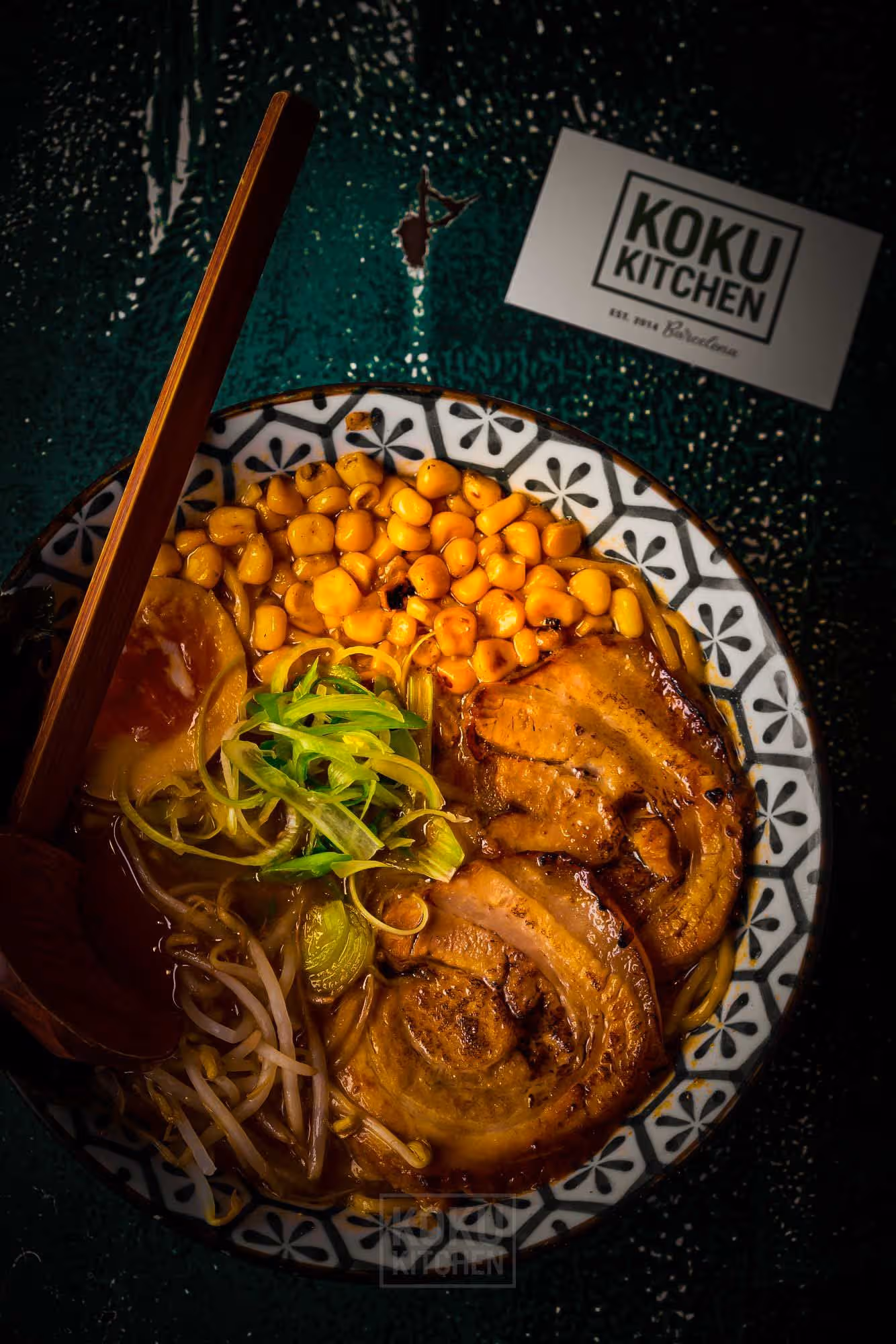 Ramen shoyu de cerdo